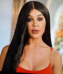 Creep, she is a horrible human 😈