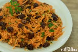 Recette De Salade De Carottes Rapees Aux Raisins Secs Recette Recettes De Cuisine Salade Carotte Carottes Rapees
