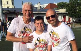 Ich stimme der verwendung von cookies zu. Wiener Viktoria Und Toni Polster Fussball Mit Sozialer Gratzlhilfe Kombiniert