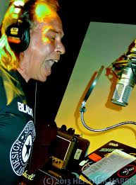 Fast Film: THE DOGS record anew