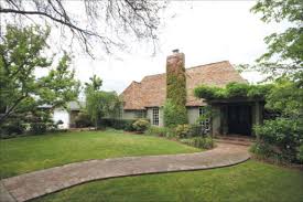 Past meets present in Los Altos home