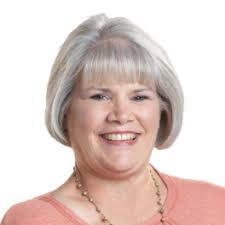 Tracy Tippett's Instagram, Twitter & Facebook