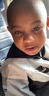 4-Year-Old Boy Calls Out Woman for Bad Plane Etiquette