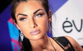 Quando il marito non c'e',l'amante si scopa la moglie. Elettra Lamborghini Chi E Quanto Guadagna Patrimonio