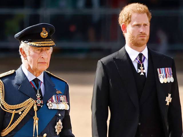 The 'cruel' move by King Charles which left Prince Harry 'absolutely  furious and in tears' - Scottish Daily Express
