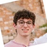 Sandra Dry's Instagram, Twitter & Facebook