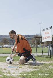 20% galaxus gutscheincode bis zu 79% rabatt im sale top angebote im galaxus newsletter it, multimedia, küchenartikel, haushaltswaren & mehr. Digitec Galaxus Auch Im Fussball Lauft Nicht Immer Alles Rund Werbung