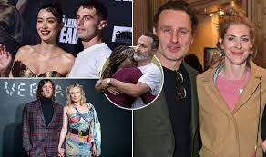 Hangi oyuncular başrol, kimler diziden ayrıldı, yönetmeni, senaristi gibi bilgiler yer al. The Walking Dead The Real Life Relationships Away From Series Who Are The Cast Dating Tv Radio Showbiz Tv Express Co Uk
