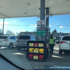 If you're experiencing a life threatening emergency, call 911 (tel:911) or the number for your local emergency service. Fred Meyer Gas Station Gas Stations 650 Q St Springfield Or
