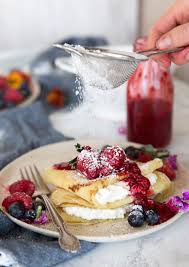 Raspberry Ricotta Crepes With Fresh Berries Rezepte Lebensmittel Essen Dessert Rezepte