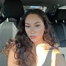 Katelyn Kendrick's Instagram, Twitter & Facebook