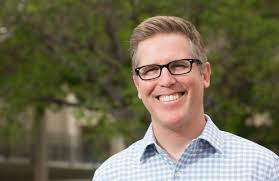 Two CSUF students advance to national Moot Court competition