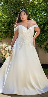 In addition to plus size wedding dresses, you can also browse bhldn's extensive collection of whimsical jewelry and accessories to complete your day of look. 27 Graceful Plus Size Wedding Dresses Wedding Dresses Guide