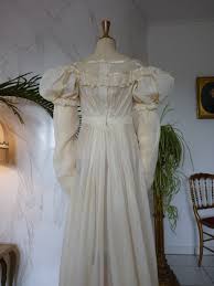 Your favorite #dhakaregency signature dishes are prepared with flavors of love, care, and hygiene to. Regency Baumwoll Kleid Ca 1815 Www Antique Gown Com