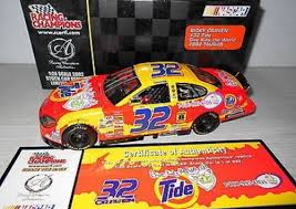 New (in original package, plastic dented), see picturepolicies;1) buyer will pay shippingcharges (delivery 32 nascar 1999 #55 kenny wallace square d 1/64 rc 32. Diecast Registry