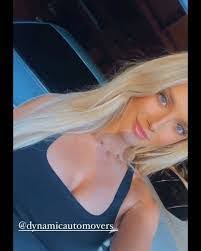 Diana Pruneda's Instagram, Twitter & Facebook