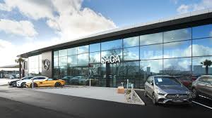 Team colours black + white. Saga La Roche Sur Yon Saga Mercedes Benz