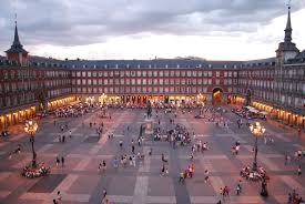 Plaza Mayor de Madrid — Wikipédia