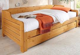 Home Affaire Daybett Edo Daybed Im Landhaus Stil Online Kaufen Otto Landhaus Mobel Tagesbett Bett Mit Schubladen