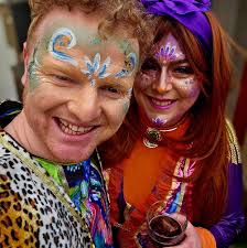 Hi everyone! My husband and I are currently staying at Rafjam in Irish Town  and we're looking to explore Kingston for a day. We've noticed that many of  the tours with hotel