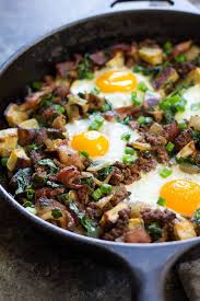 This Bacon Burger Fries Paleo Breakfast Bake Combines Bacon Ground Beef And Crispy Sweet Potatoes With Ba Paleo Breakfast Paleo Recipes Whole 30 Breakfast