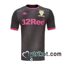 Beispielangebot jako leeds trikotsatz wahlweise mit manchester shorts und beflockung. Kaufen Leeds United Auswarts Schonste Trikots 2019 2020 Trikots Leeds Wolle Kaufen