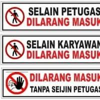 Jadi yang dimaksud adalah apabila seseorang tanpa hak berjalan atau berkendara di atas tanah yang dipasang papan larangan atau tanda bahwa dilarang masuk oleh orang yang berhak atas tanah tersebut. Logo Dilarang Masuk Tanpa Urusan