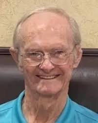 Dana Hinrichs's Instagram, Twitter & Facebook