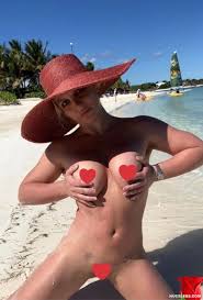 Britney Spears Nude - NuCelebs.com