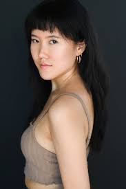 Sydney Park's Instagram, Twitter & Facebook