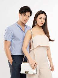 พี่น้องฝาแฝดบางคู่อาจจะรู้สึกยินดีที่มีกันและกัน แต่ไม่ใช่กับคู่พี่น้อง เดือนหยาด และ พิลาสลักษณ์ในละครใหม่ช่อง 3 สองเสน่หา ผลงาน. Kj1teszycia4 M