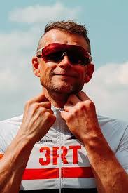 Darren Speight's Instagram, Twitter & Facebook