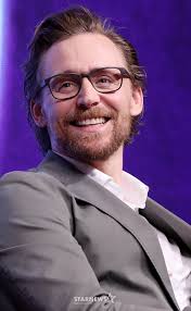 Tom hiddleston photoshoot on tumblr. Tom Hiddleston Decomposition Smile Of Korean Fans