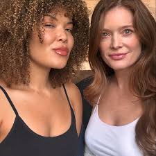 Super bronzy look today, heavy feature