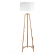 Lampadaire Trepied En Chene Et Abat Jour Blanc H145 Maisons Du Monde