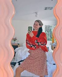 The Postmodern Furniture Pieces Taking Over Instagram Mushroom Lamps Cesca Chairs Pink Wavy Mirrors