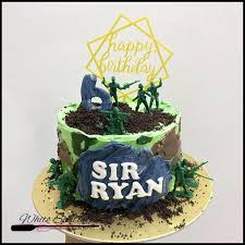 Soft serve has been sold commercially since the late 1930s in the us. Minimalist Army Cake Design Delights4610 Anniversary Minimalist Cake Facebook This Cake Overtook And Stressed Me A Little As I Was Concerned I Wouldn T Get The Shape