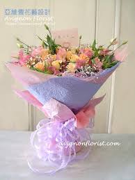 Send delicious dipped strawberries to friends & family from shari's berries! Champagne Roses Bouquet äºžç¶­å„‚èŠ±è—è¨­è¨ˆavignon Florist Taipei Flower Delivery Send Flowers To Taiwan