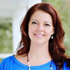 Michelle Carruthers's Instagram, Twitter & Facebook