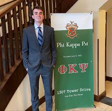 Congratulations to our new 2022 Spring Exec members! They're going to do  great things this semester! #LEDN President