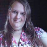 Amber Mozingo's Instagram, Twitter & Facebook