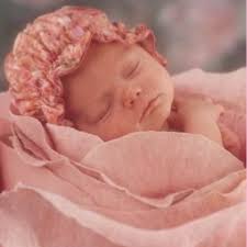 Who remembers Anne Geddes, she was an awesome baby photographer.