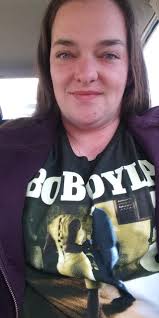 Scolding during a concert for taking photos