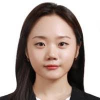 Ellen Chung's Instagram, Twitter & Facebook