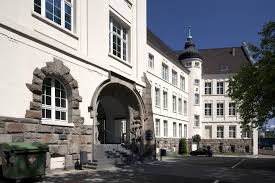 Aber das „gedächtnis der stadt in der ehemaligen luisenschule bleibt für den einzelnen normalbürger geschlossen. Haus Der Essener Geschichte Essen Architektur Baukunst Nrw