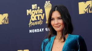 Olivia munn, 40, sent will wishes to john mulaney, 38, in december 2020 as he checked into a. John Mulaney Is Dating Olivia Munn 101 5 Wkkg