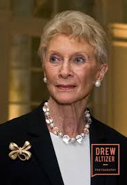 Gettys Host SI Auction Salon with Chorus