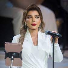 حسمت الفنانة المصرية أنغام الجدل الدائر حول إمكانية عودة المياه لمجاريها بينها وبين زميلتها الفنانة أصالة نصري، وأوضحت أن لا صلح حقيقي بينهما، وأن ما تم عبر منصات التواصل الاجتماعي، هو قبولها لاعتذار الأخيرة فقط. Ø§ØµØ§Ù„Ù‡ Ù†ØµØ±ÙŠ 5n9n Twitter