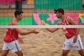 La sesión de tres fases se detuvo en cuatro ocasiones debido a accidentes, y leclerc se hizo con la segunda pole consecutiva tras la de mónaco, donde ocupó el primer puesto después de. Etiqueta Voleibol Playa La Tercera