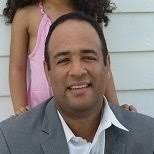 I love how FSD respect, wait and give priority to the school bus.